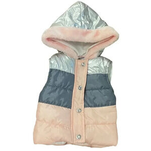 Little Lass Hooded Puffer Vest 6-9 Months